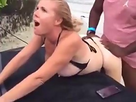 Hot slut wife blowing and getting hard cock at the beach